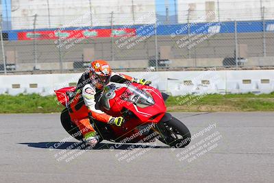 media/Jan-20-2023-Fastrack Riders (Fri) [[f2ad32aba3]]/Level 3/session 3 turn 9/